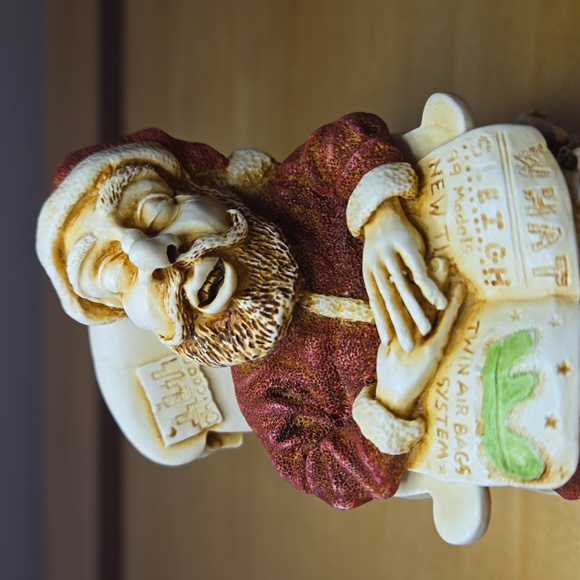 Harmony Kingdom "Jingle Bell Rock" Santa in Rocking Chair Figurine - Picture 7 of 16